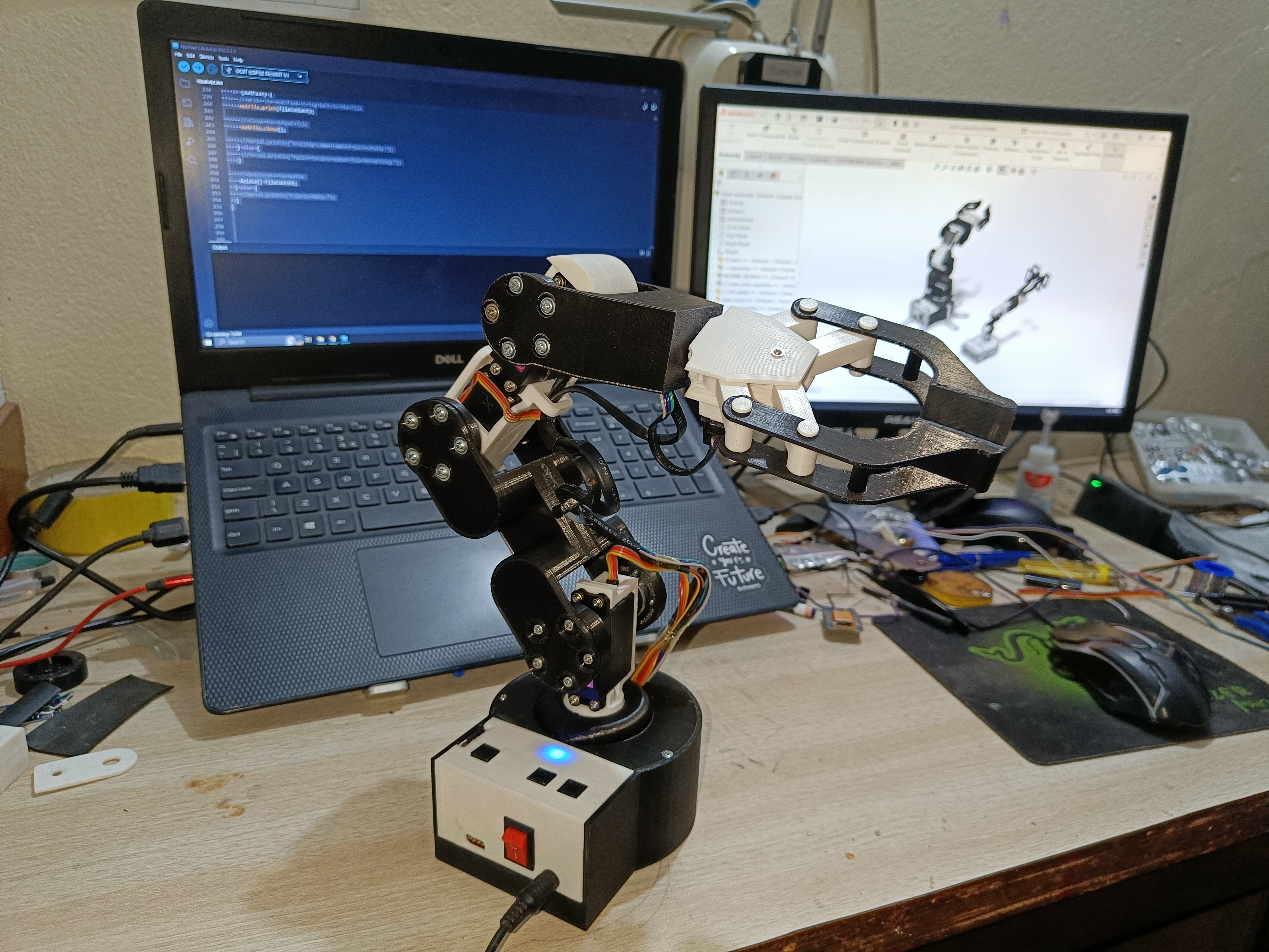 Armikochan: 5-DOF Robotic Arm